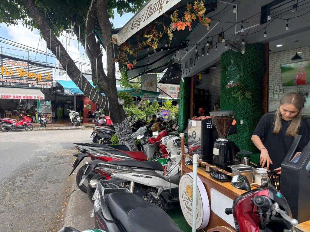 Sang quán cafe+fastfood góc 2mt Tân Sơn Nhì 130m2 có gác ở lại