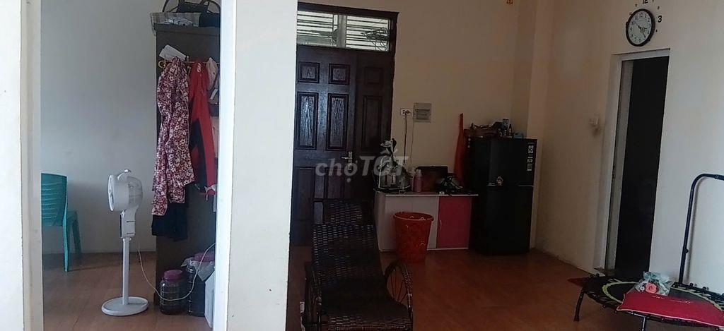 Cần bán căn hộ
