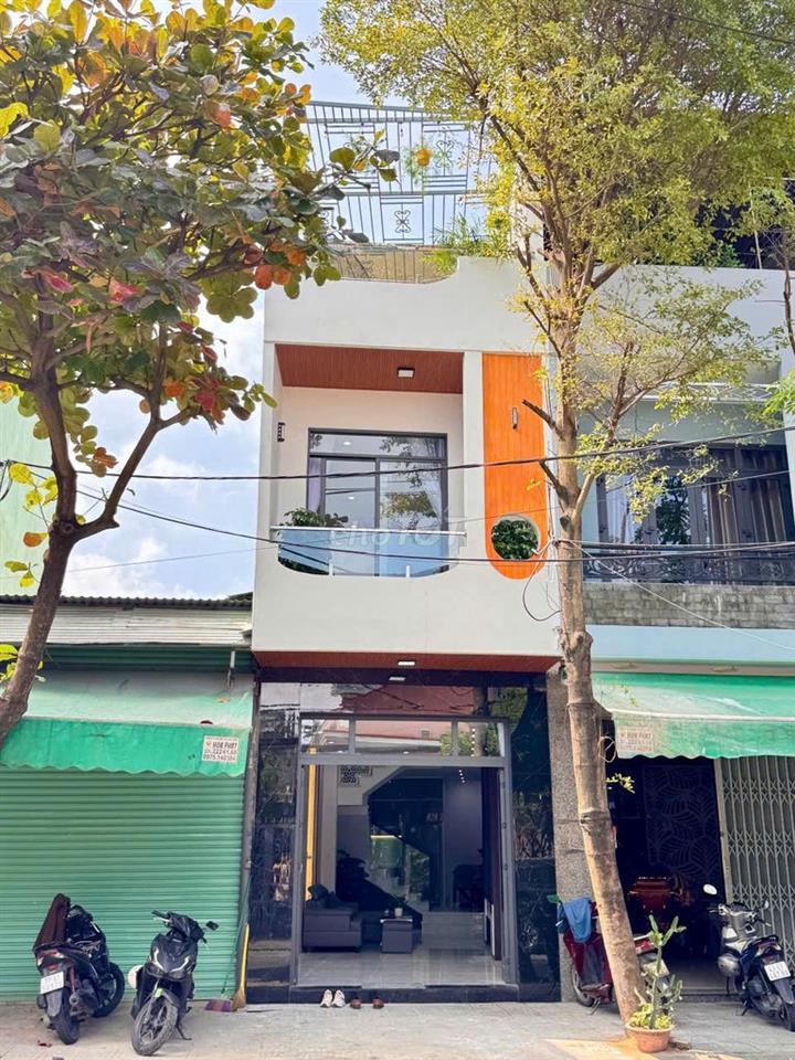 BÁN NHÀ 3 TẦNG MỚI ĐẸP  FULL NỘI THẤT  36 PHẠM NHƯ TĂNG, ĐÀ NẴNG