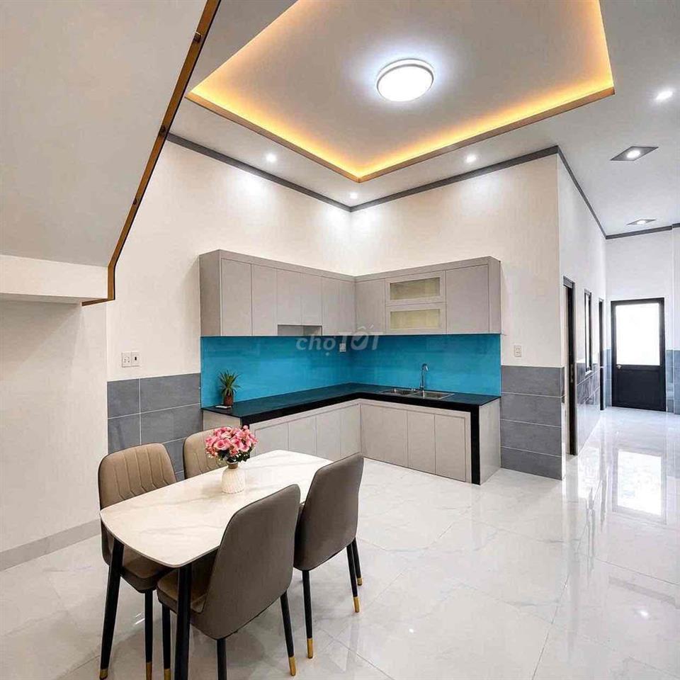 Nhà phố gần KDL Bửu Long