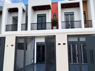 Nhà phố gần KDL Bửu Long