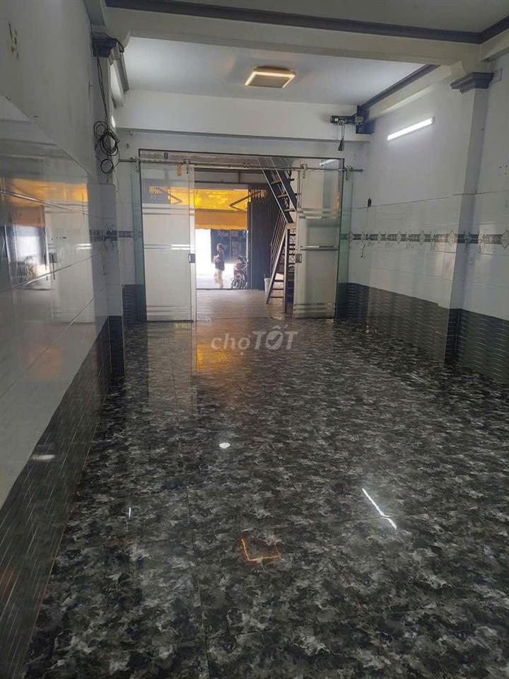 CHO THUÊ NHÀ MẶT TIỀN NGUYÊN CĂN HẺM 413 LÊ VĂN QUỚI