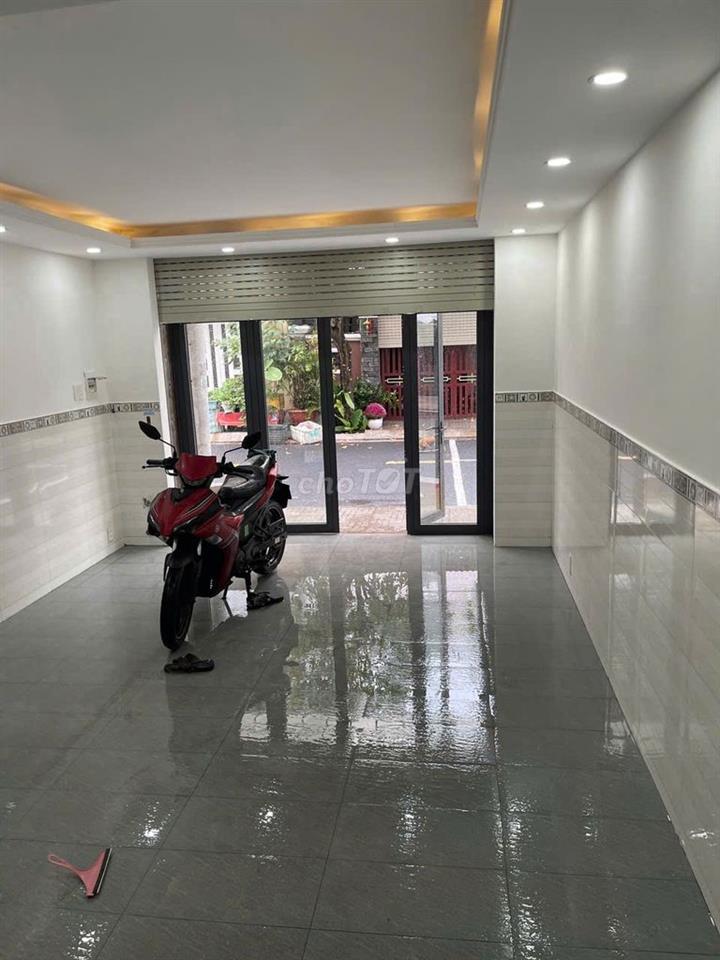 Cần bán hoặc cho thuê nhà đường số 10 Huỳnh Thị đồng 