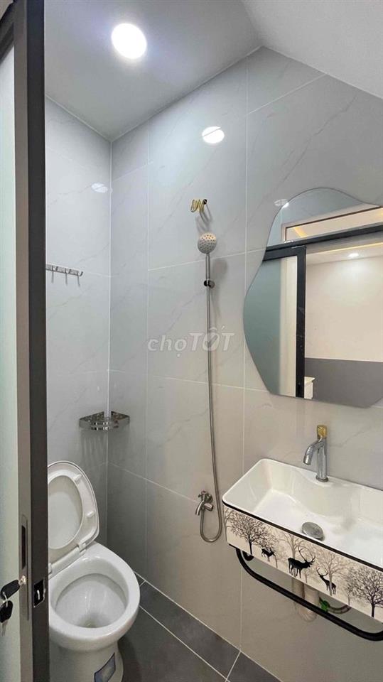 Nhà góc hẻm Âu Duong  2 căn liền ,vừa ở vừa cho thuê -Dt 42m2 -4 tầng