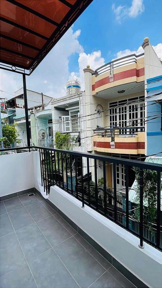 Nhà góc hẻm Âu Duong  2 căn liền ,vừa ở vừa cho thuê -Dt 42m2 -4 tầng