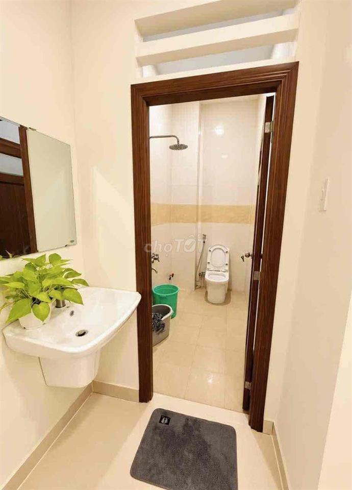 Gần Satra Phạm Hùng nhà 2 tầng 3 PN -Dt 68m2 .hẻm xe hơi -Nhỉnh 3 tỷ