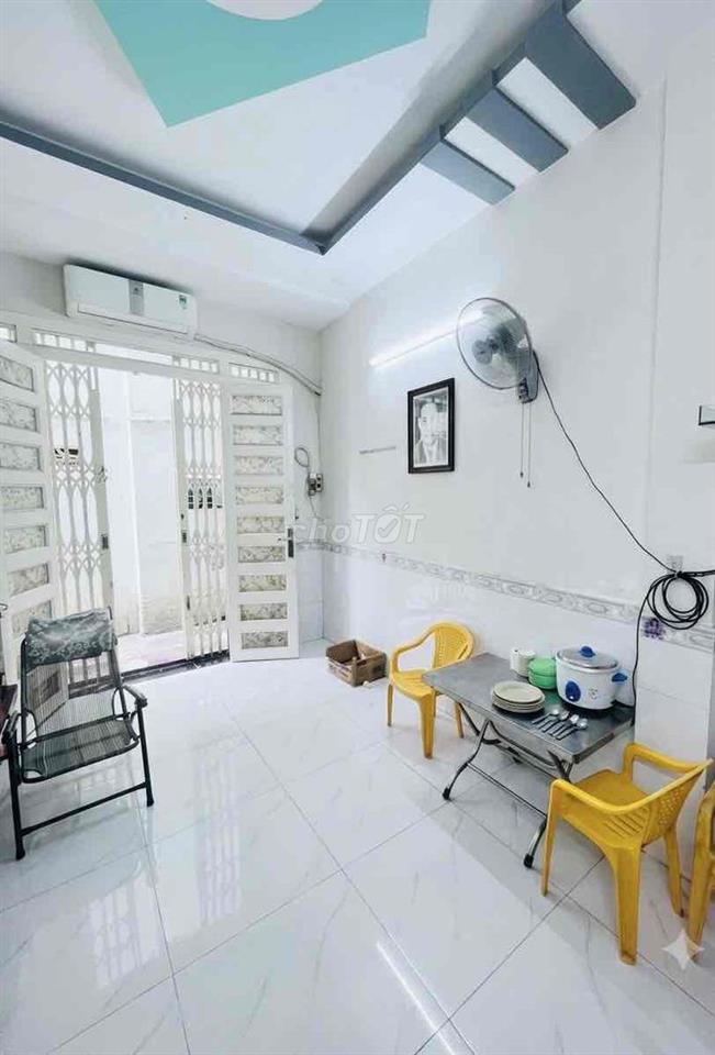 🌈Chưa tới 2tỷ có nhà 4 tầng 21m2 hẻm Lưu Hữu Phước Q8
