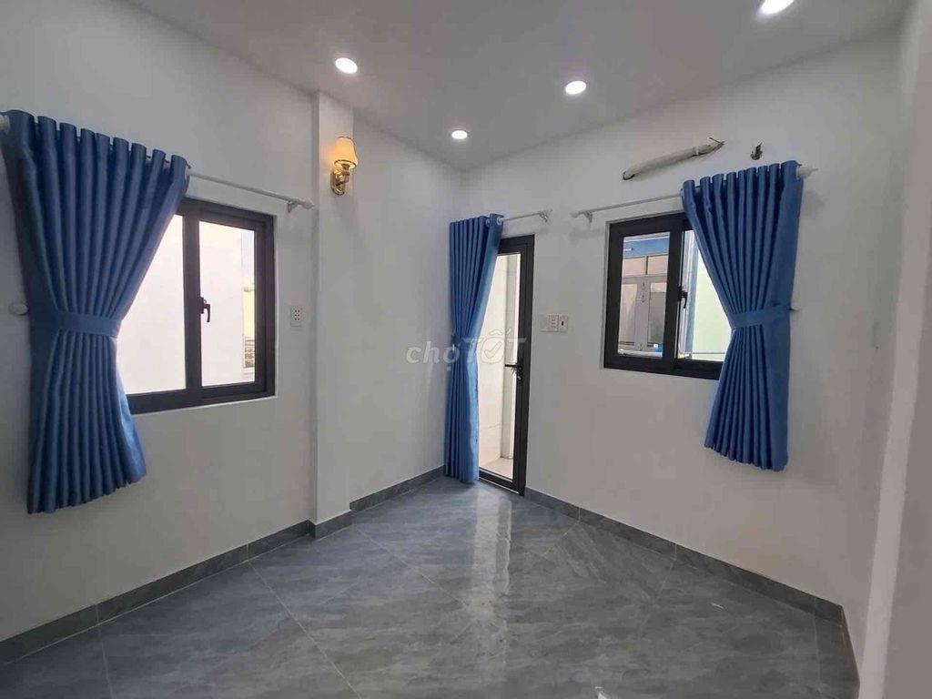 Gần cầu Nhị Thiên Đuòng Q8 .Nhà 3tầng dtsd 42m2 .giá chỉ 2.89 tỷ
