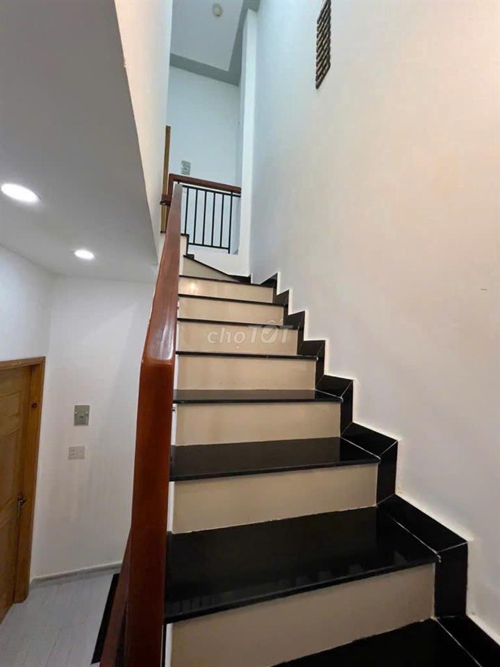 HẺM 6M ÂU DƯƠNG LÂN, DT 77M2 (5.5M X14M), 4PN4WC, GIÁ CHỈ 6TY58,