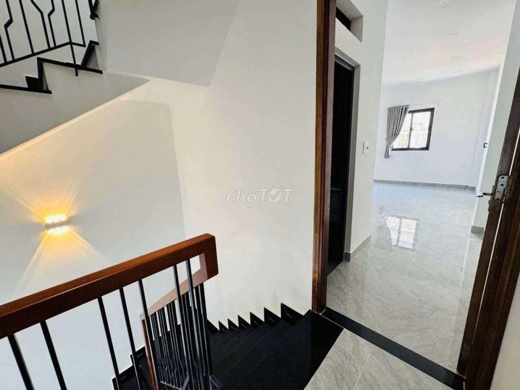 DƯƠNG BÁ TRẠC, HẺM XE HƠI, DT 3.4mx19m NỞ HẬU, 6 PN CÓ PHÒNG TRỆT