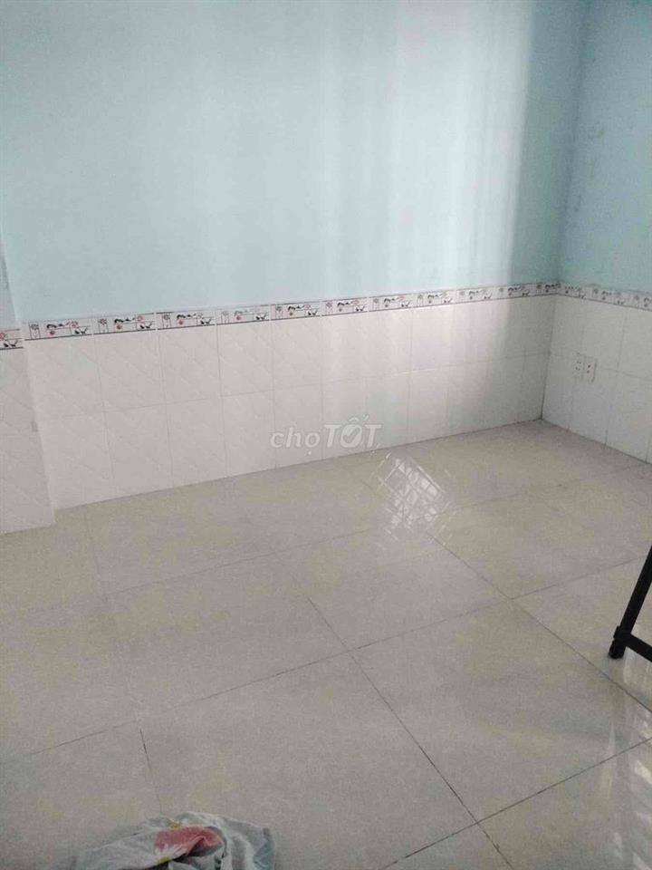 Cho thuê phòng giá rẻ có điều Hoà, ban công, vệ sinh riêng .