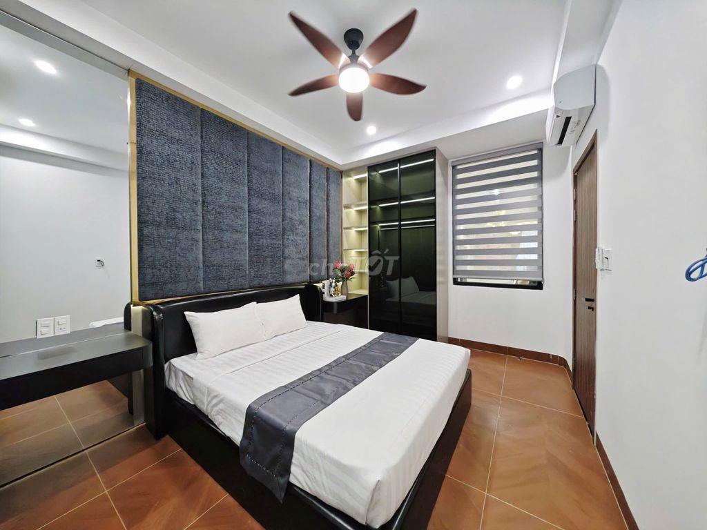 Chính chủ bán nhà đẹp 300m2 sử dụng, đường 7m5 dân trí cao Hòa Xuân