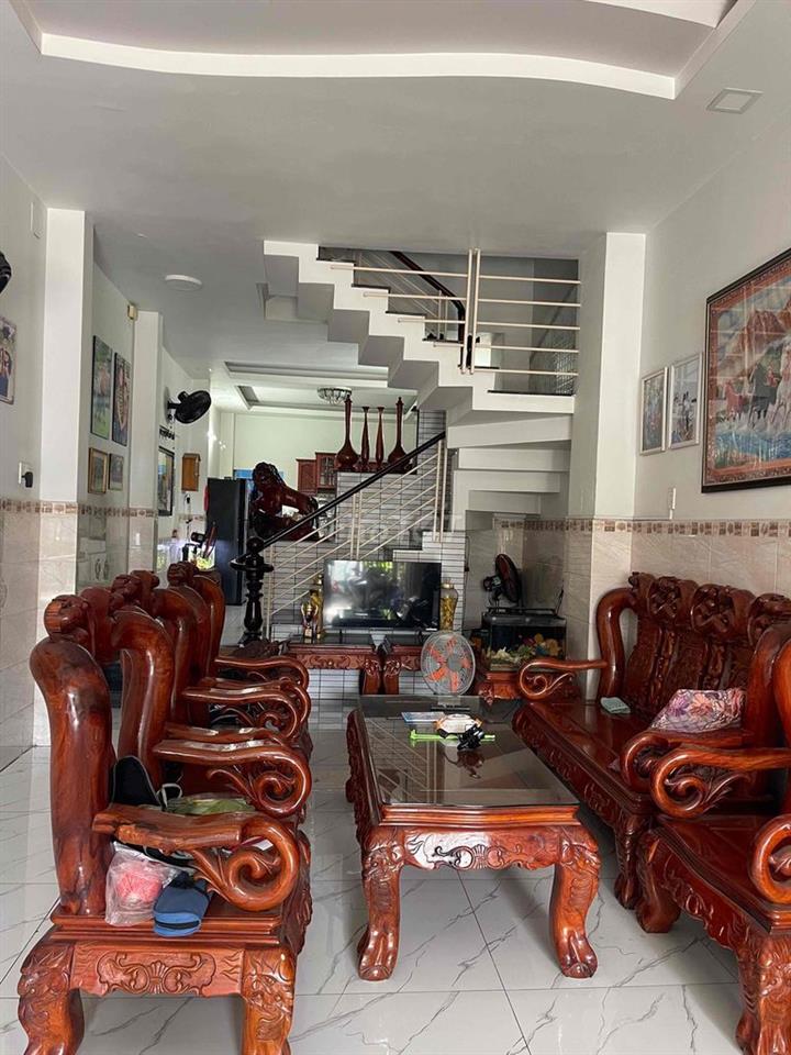 Nhà lầu 4 tầng