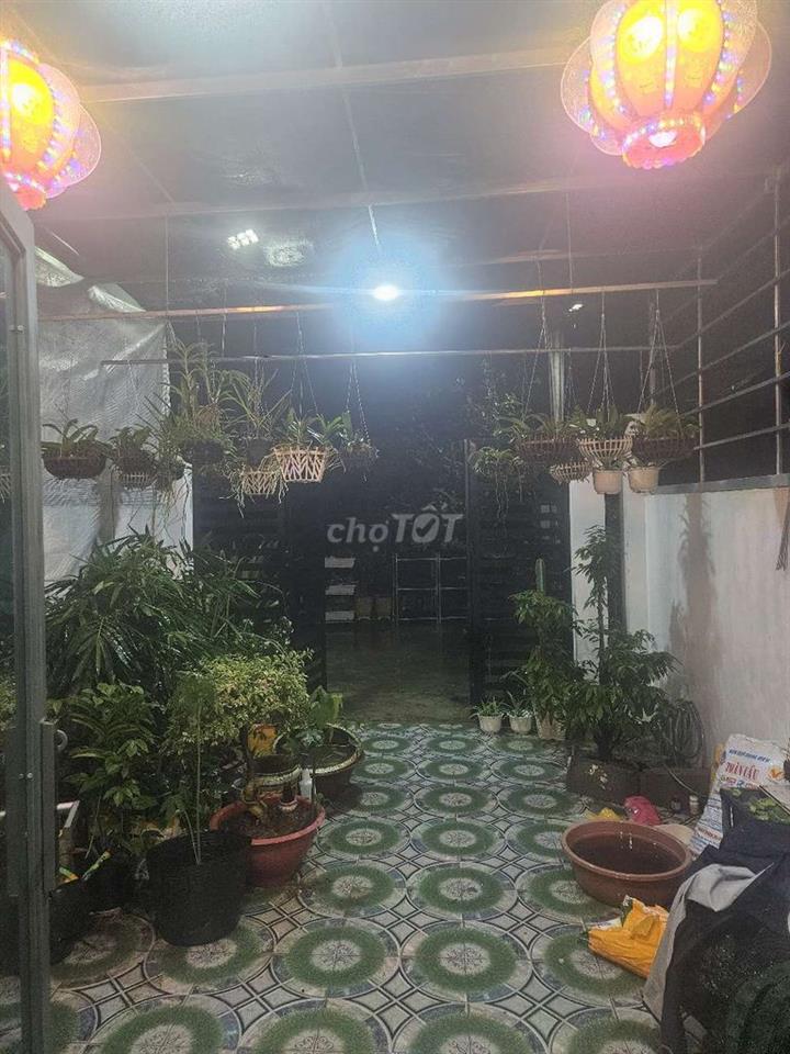 cần bán nhà 