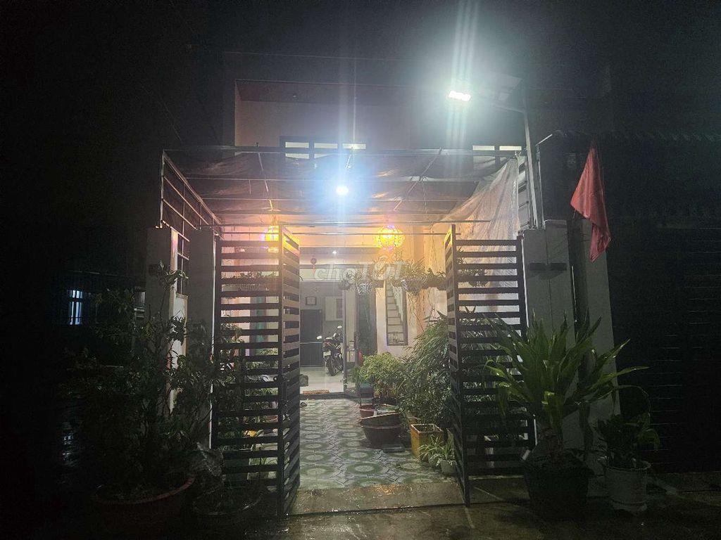 cần bán nhà 