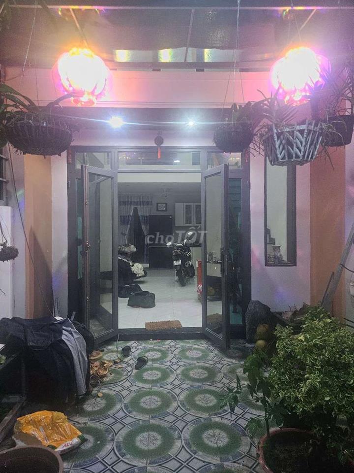 cần bán nhà 