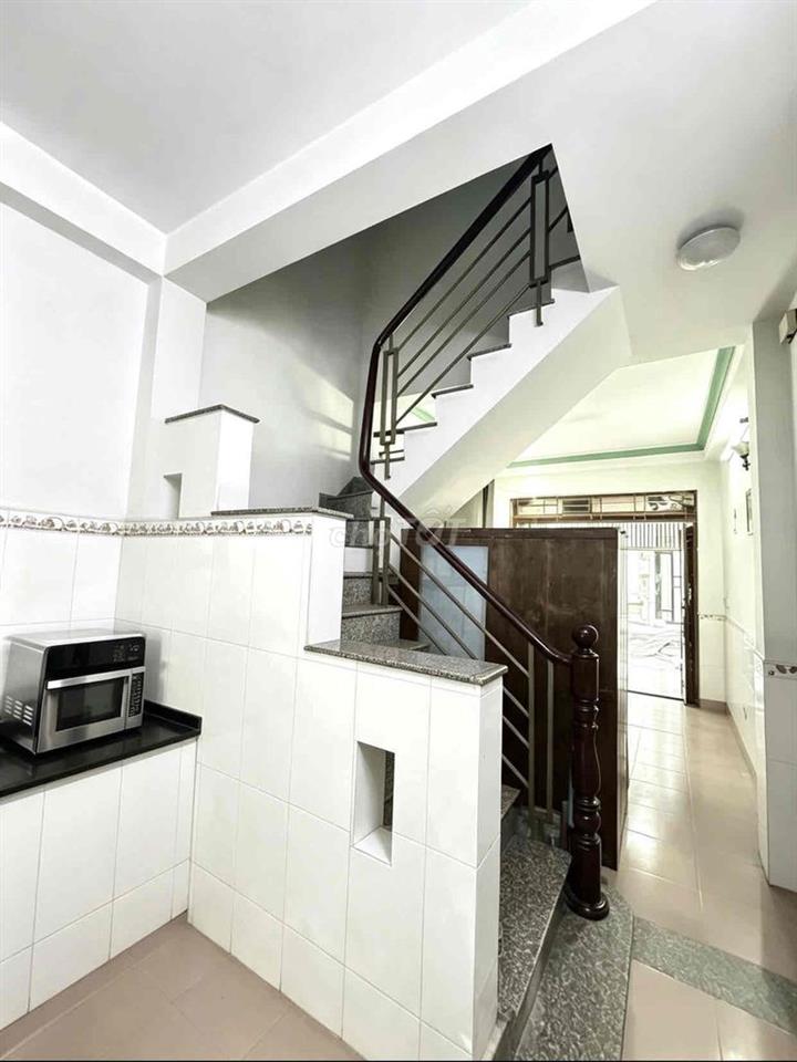 DT: 32m2 - 3,85 TỶ - 1 TRỆT 1 LẦU - KHÔNG LỖI - KHÔNG QUY HOẠCH.