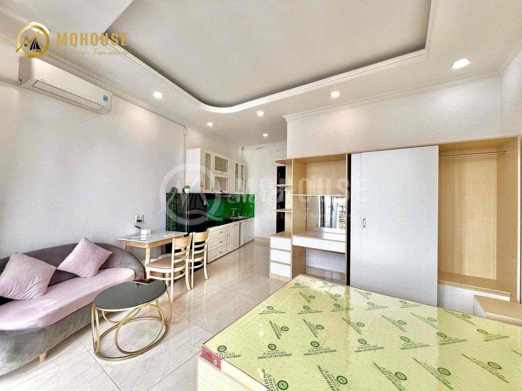 Giá sốc 7.x -  Căn hộ 1 phòng ban công, thang máy - Ngay Phan Đăng Lưu