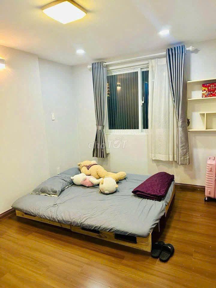chung cư Nguyễn Ngọc Phương, BT, 2p ngủ, nội thất, 13triệu