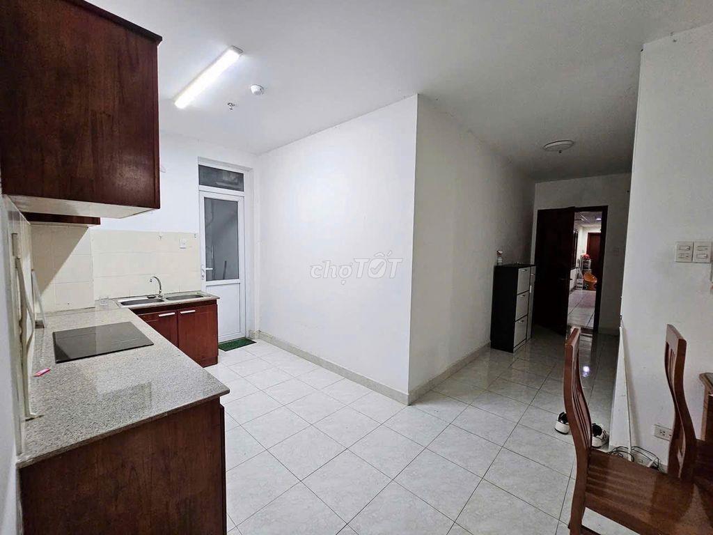 chung cư Nguyễn Ngọc Phương, BT, 2p ngủ, nội thất, 13triệu