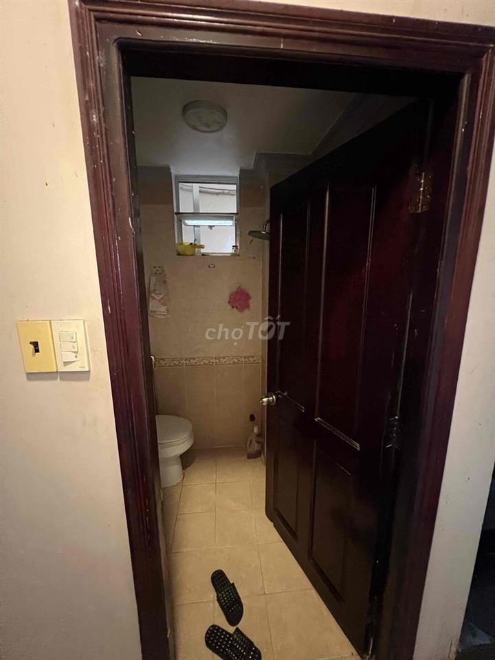 cho Thuê phòng ngay chân cầu SG diện tích 60m2