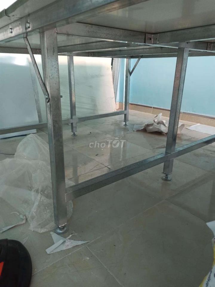 cho thuê lầu 1. có 2 phòng nhà vệ sinh riêng