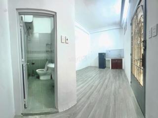 Phòng trọ full nội thất cơ bản - cách ĐH Công Nghiệp 100M
