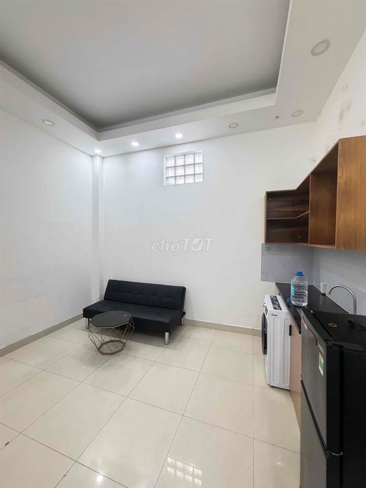 Cho thuê căn hộ dịch vụ 2pn ai cần lh ***
