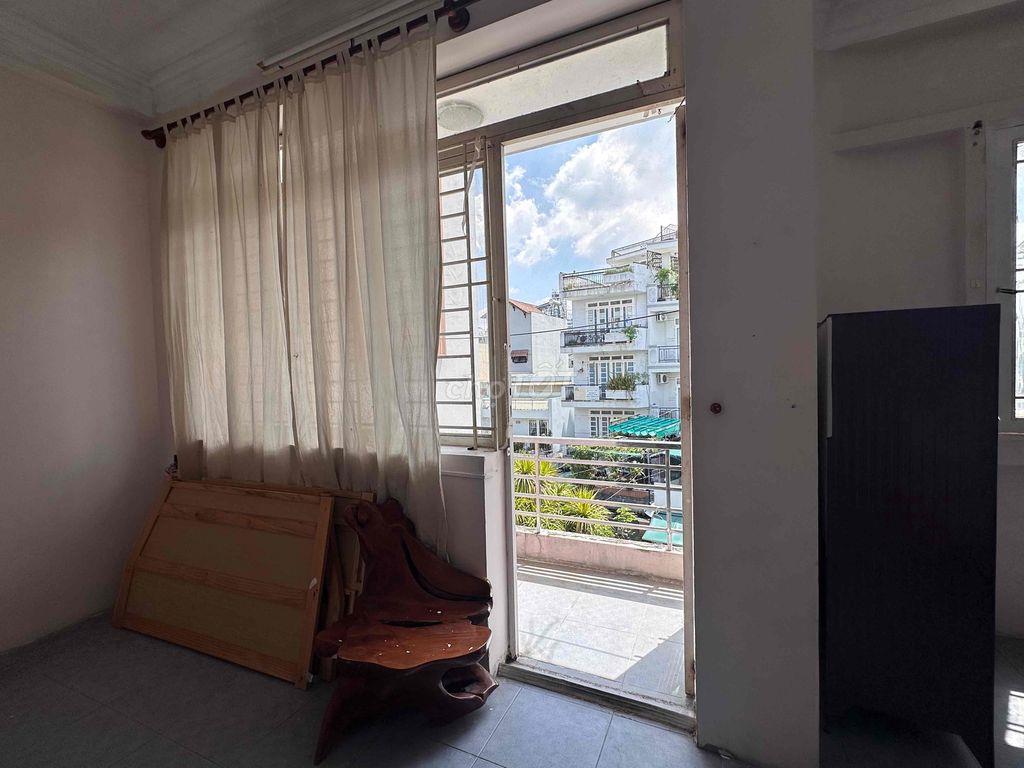 Cho nữ thuê phòng trọ Quận 4