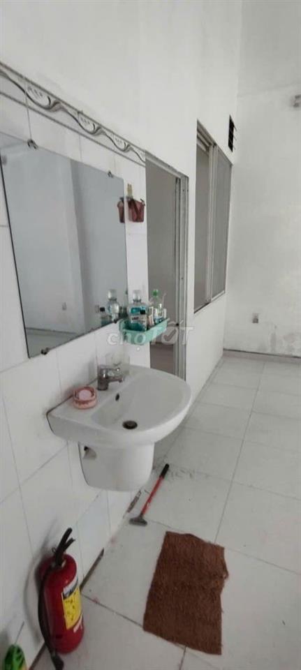 CHO THUÊ NHÀ NGUYÊN CĂN MẶT TIỀN ĐƯỜNG SỐ 10 - P. BÌNH HƯNG HÒA
