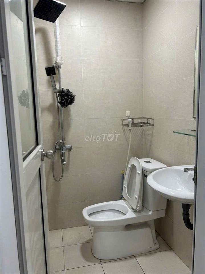 Chung cư 90 Nguyễn Hữu Cảnh, BT: 2p ngủ, có NT, 13,5triệu, nhà mới