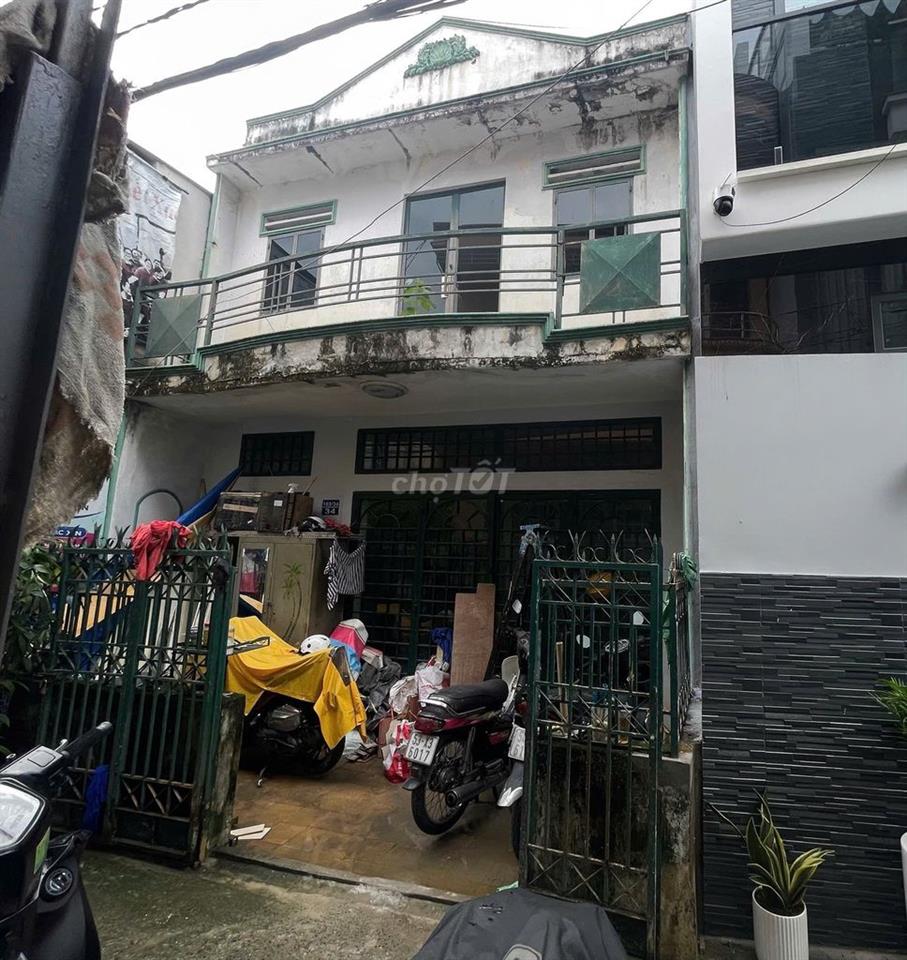 CƠ HỘI ĐẦU TƯ: BÁN ĐẤT TẶNG NHÀ CẤP 4 PHƯỜNG 22, QUẬN BÌNH THẠNH
