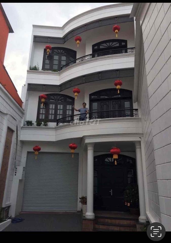 nhà mặt tiền 152B đường bùi Thị Xuân diện tích đất 293mv trệt 2 lầu