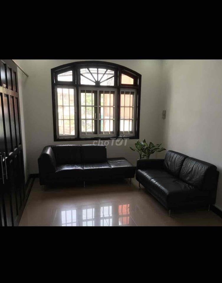 nhà mặt tiền 152B đường bùi Thị Xuân diện tích đất 293mv trệt 2 lầu