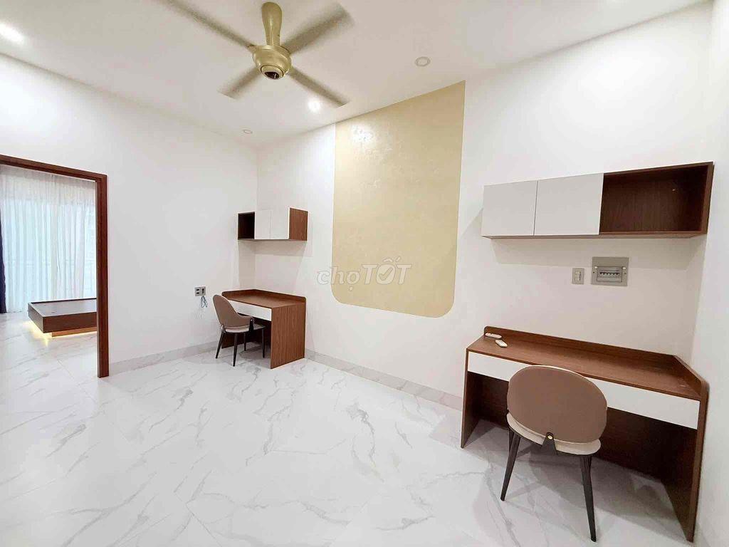 BÁN NHÀ 2 TẦNG MỚI ĐẸP MẠC ĐĨNH CHI - CÓ GARA ĐẬU Ô TÔ TRONG NHÀ!