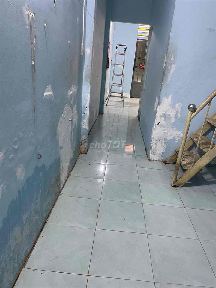 Nhà cho thuê nguyên căn 1 phòng ngủ có gác chia đc 2 phòng