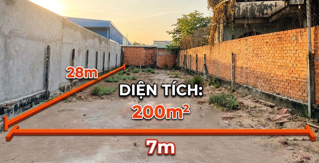 CHỦ CẦN TIỀN GẤP BÁN LÔ ĐẤT 200m2 , NGUYỄN THỊ SE,T.T CỦ CHI