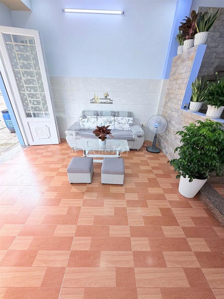 NHÀ SHR FULL THỔ CƯ ĐƯỜNG NHỰA NƯỚC MÁY 40M2 - GIÁ 1TY2