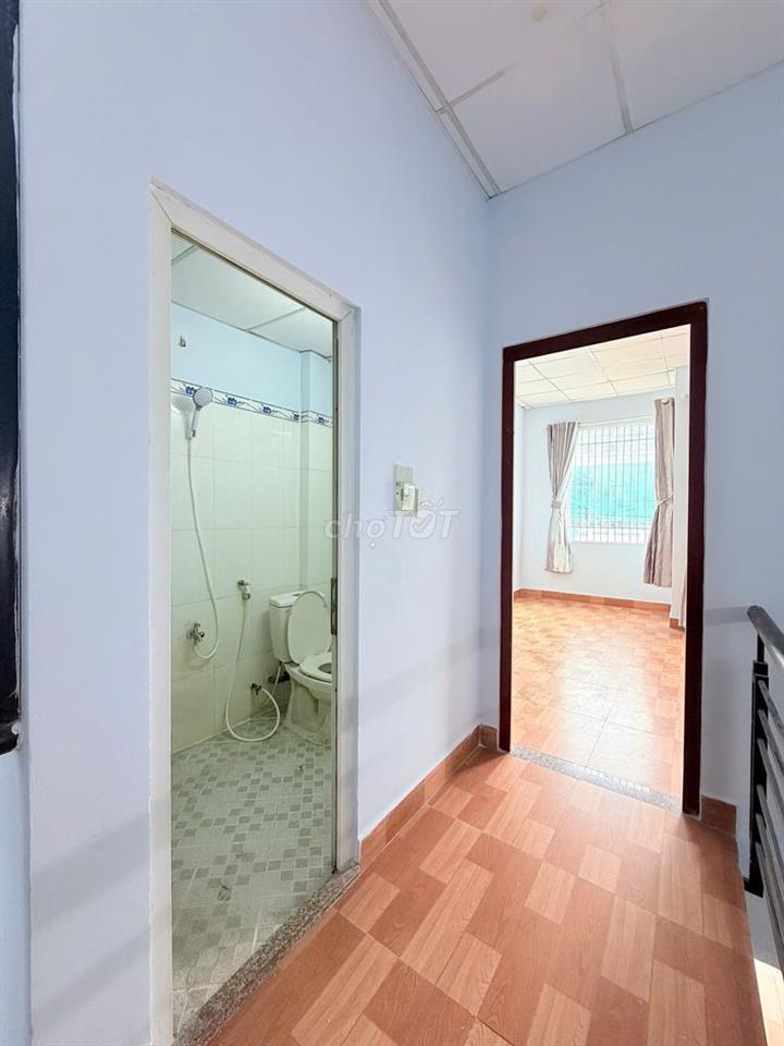 NHÀ SHR FULL THỔ CƯ ĐƯỜNG NHỰA NƯỚC MÁY 40M2 - GIÁ 1TY2