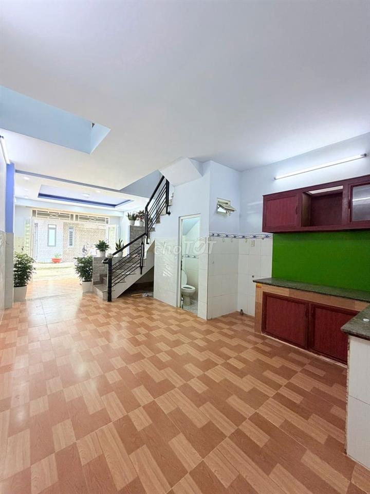 NHÀ SHR FULL THỔ CƯ ĐƯỜNG NHỰA NƯỚC MÁY 40M2 - GIÁ 1TY2