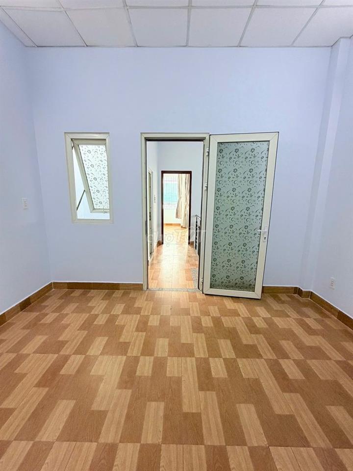 NHÀ SHR FULL THỔ CƯ ĐƯỜNG NHỰA NƯỚC MÁY 40M2 - GIÁ 1TY2