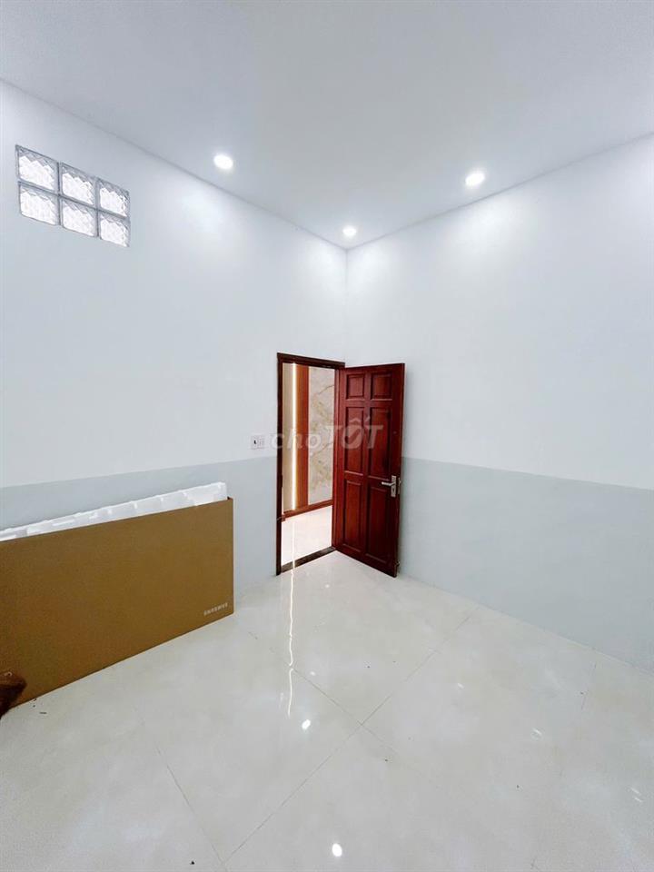 NHÀ SHR 4.5X23M FULL THỔ CƯ HẺM OTO - GIÁ 2 TỶ 3