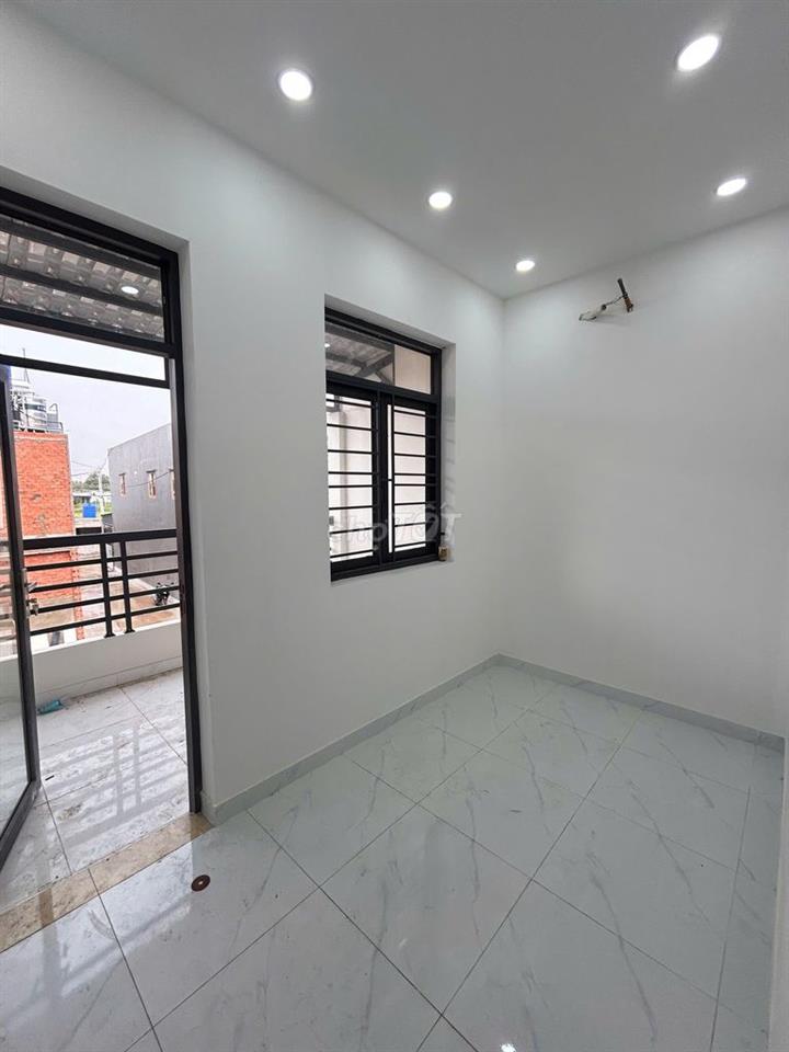 NHÀ MỚI XÂY 4X11M FULL NỘI THẤT - GIÁ 800 TRIỆU
