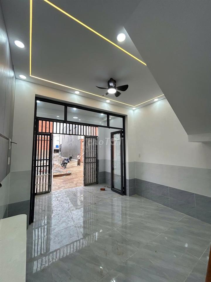 NHÀ MỚI XÂY 4X11M FULL NỘI THẤT - GIÁ 800 TRIỆU
