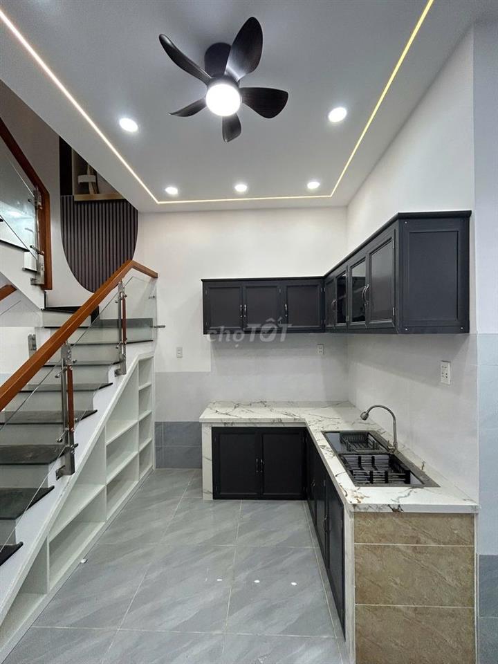NHÀ MỚI XÂY 4X11M FULL NỘI THẤT - GIÁ 800 TRIỆU