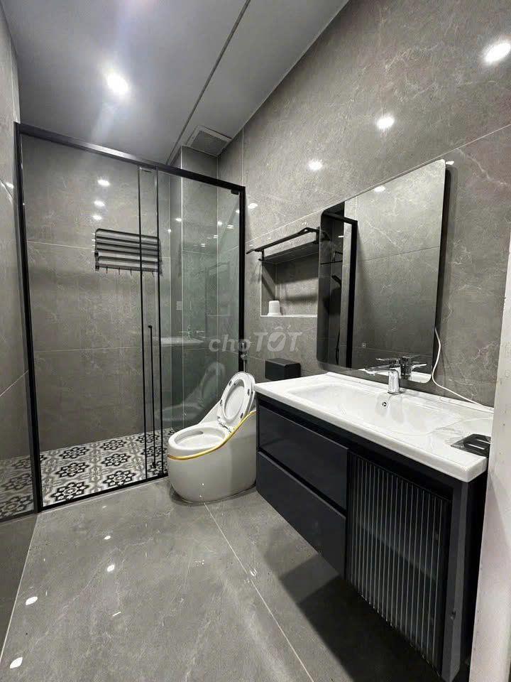 Cho thuê C/c Đặng Văn Ngữ | 3PN | 16tr | Full NT | Nhận nhà liền !