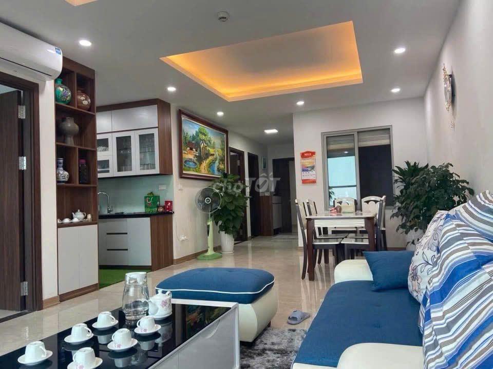 Cho thuê C/c Đặng Văn Ngữ | 3PN | 16tr | Full NT | Nhận nhà liền !