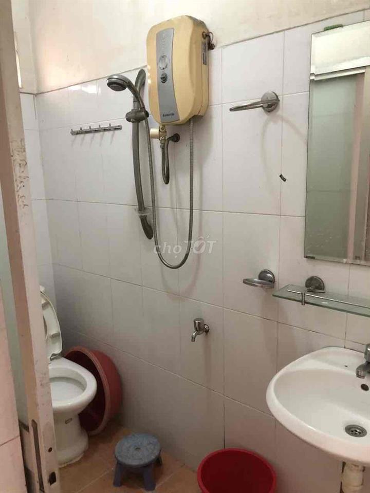 PHÒNG TRỌ ĐẦY ĐỦ TIỆN NGHI TẠI QUẬN 1 – CHỈ 3 TRIỆU/THÁNG