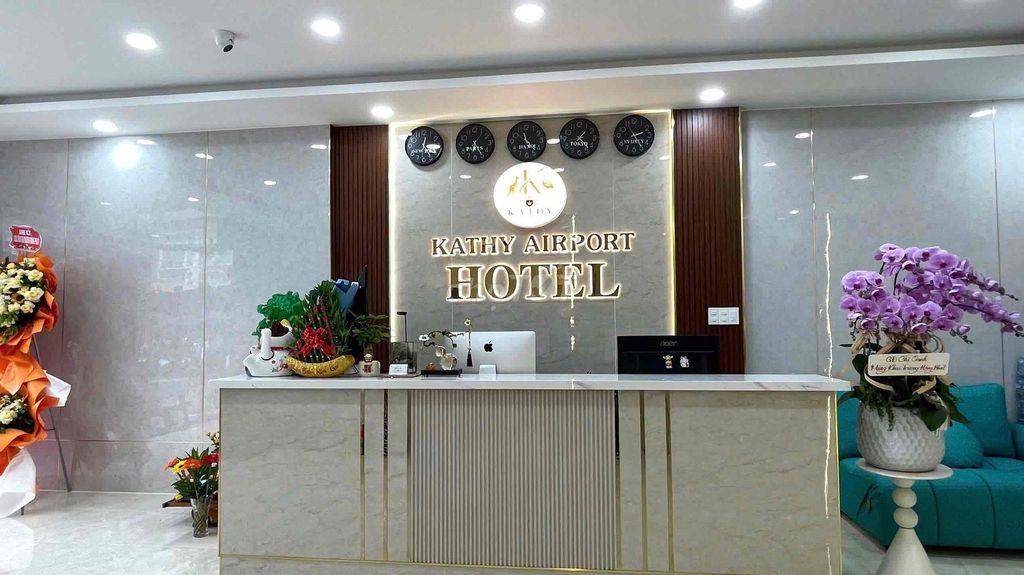 BÁN KHÁCH SẠN MẶT TIỀN HỒNG HÀ, TÂN BÌNH – 26 PHÒNG – DÒNG TIỀN 2,4 TỶ