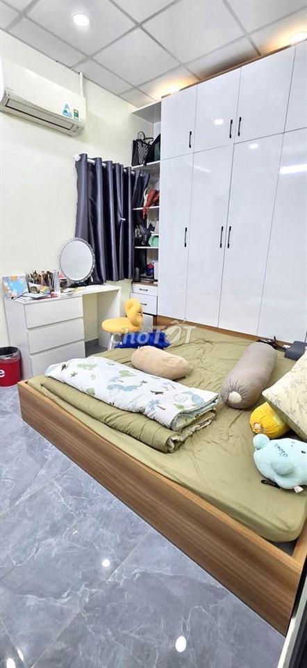 NHÀ SÁT MẶT TIỀN HẺM XE HƠI THÔNG  GẦN TÊN LỬA - 2 TẦNG BTCT- HƠN 4Đ